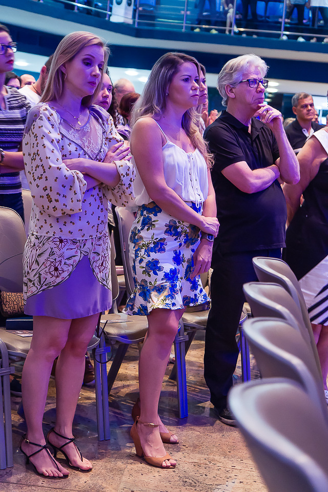 Culto na Igreja Missão Praia da Costa pelo fotógrafo Douglas Maia