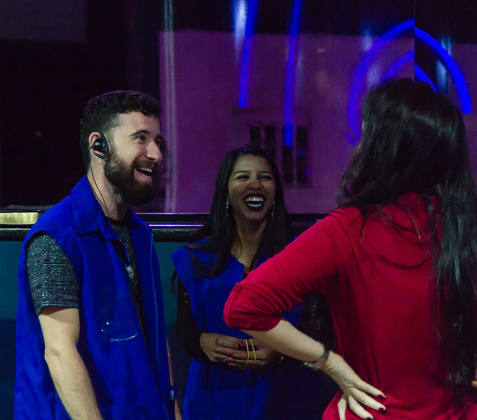 Equipe feliz da Igreja Missão Praia da Costa pelo fotógrafo Douglas Maia