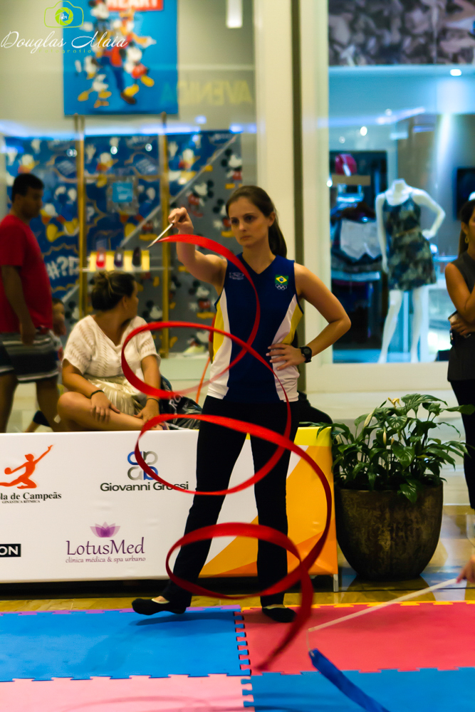 Professora com fita pelo fotógrafo Douglas Maia