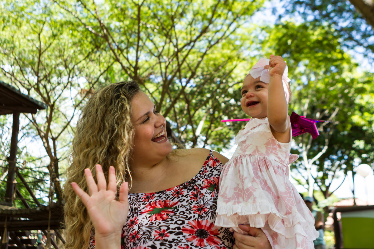 Mamãe e Luísa se divertem muito pelo fotógrafo Douglas Maia