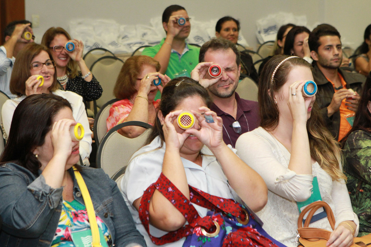 Pessoas brincando pelo fotógrafo Douglas Maia