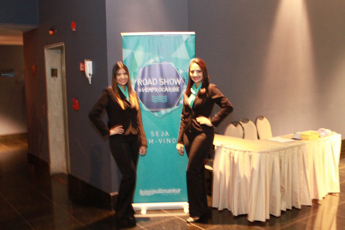 Recepcionistas Road Show pelo fotógrafo Douglas Maia