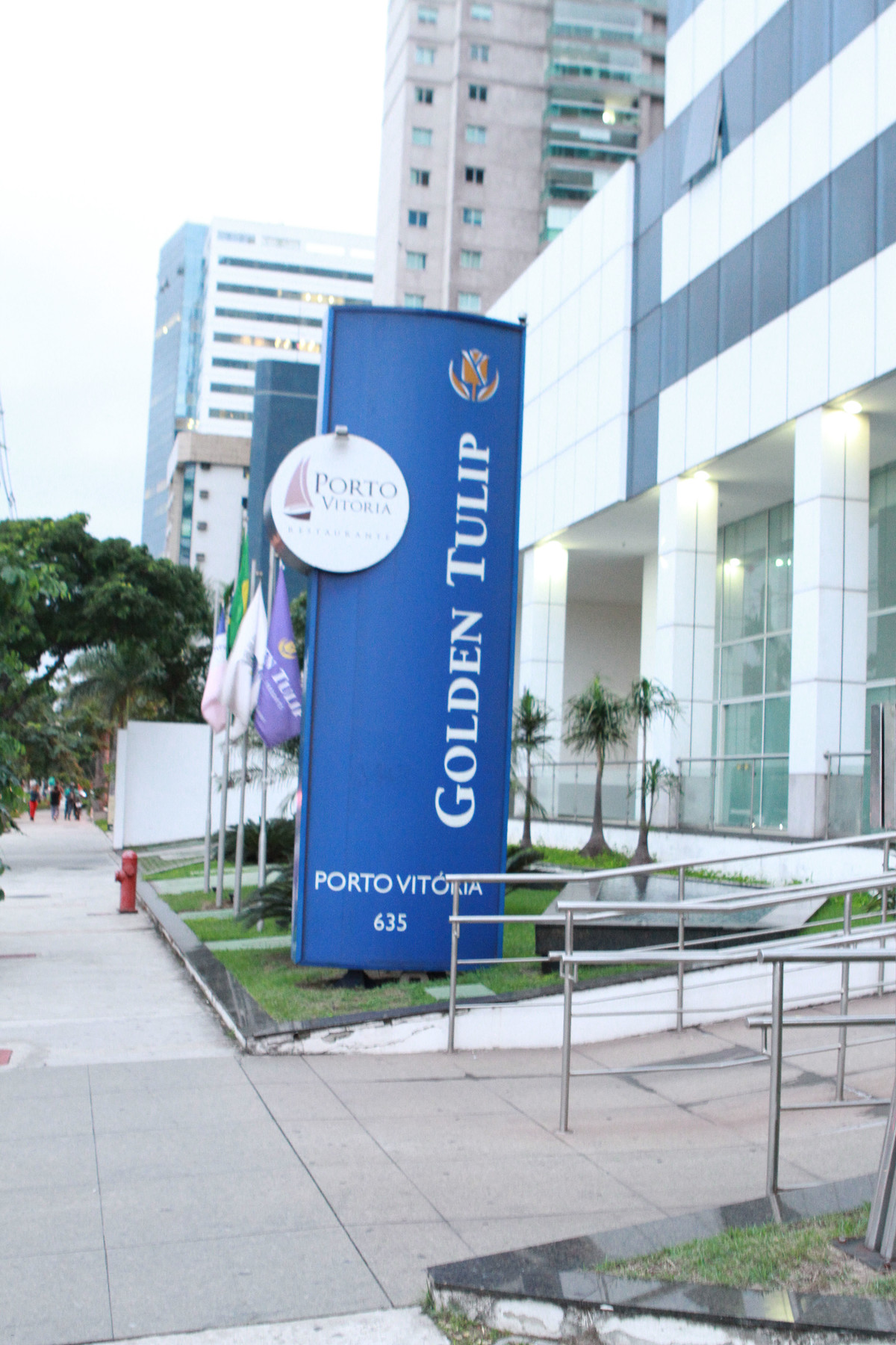 Golden Tulip Porto Vitória pelo fotógrafo Douglas Maia