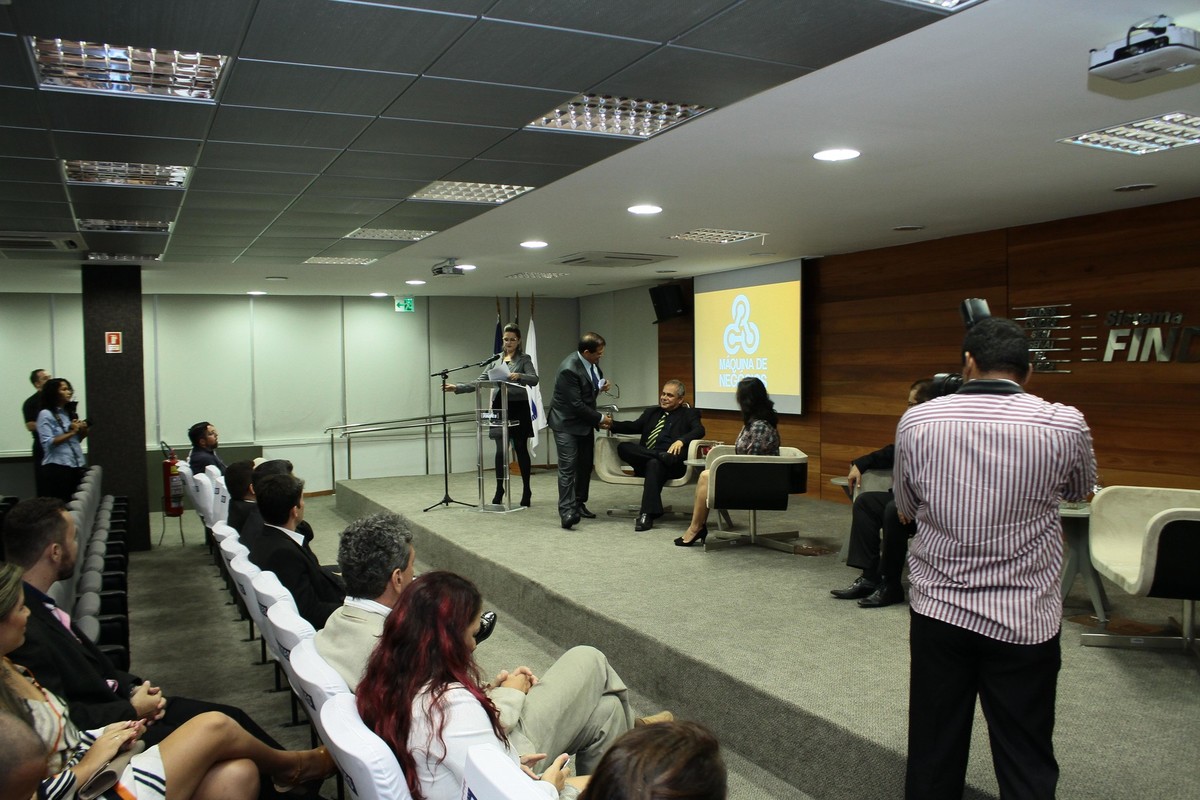 Lançamento do Programa-Máquina de Negócios-Rede Tv-pelo fotógrafo Douglas Maia