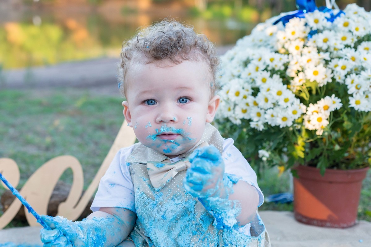 Smash the Cake brincadeira e diversão pelo fotógrafo Douglas Maia
