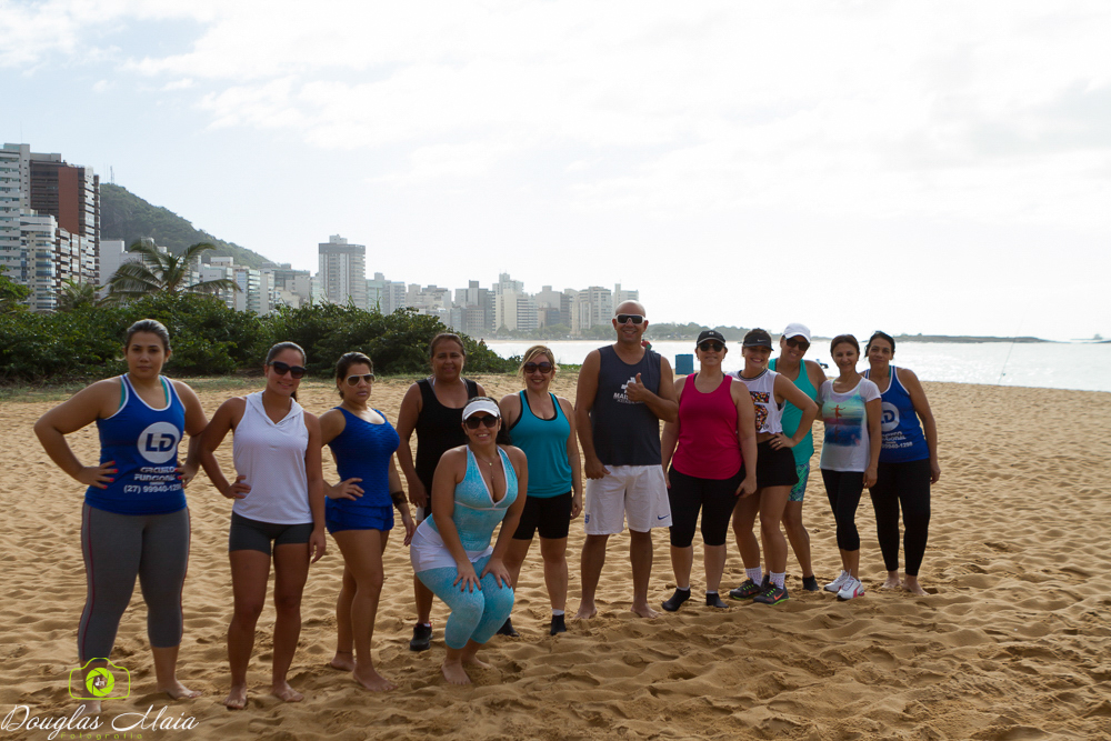 Alunas reunidas pelo fotógrafo Douglas Maia