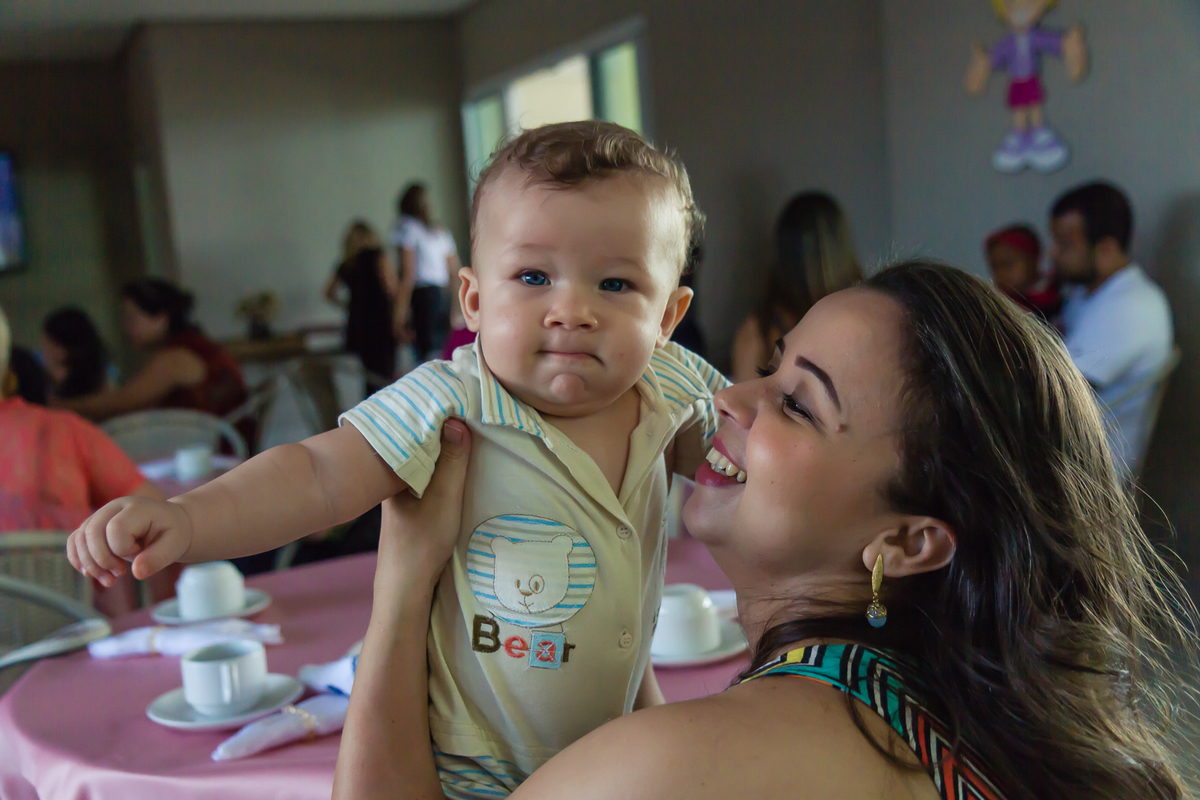 Luciana e Nicolas no Café da manhã Dra. Kenia pelo fotógrafo Douglas Maia 