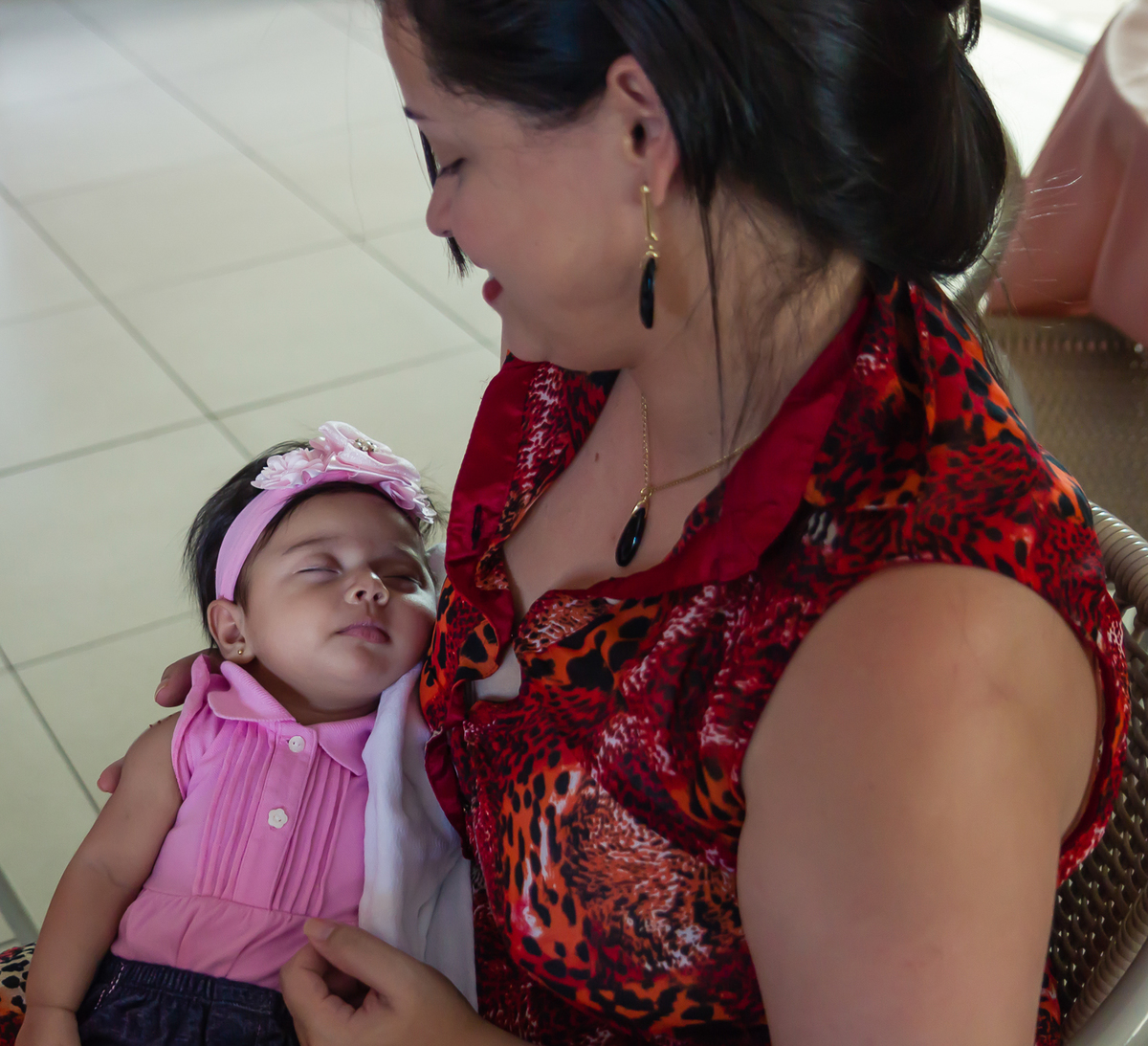 Criança dormindo Café da manhã Dra. Kenia pelo fotógrafo Douglas Maia 