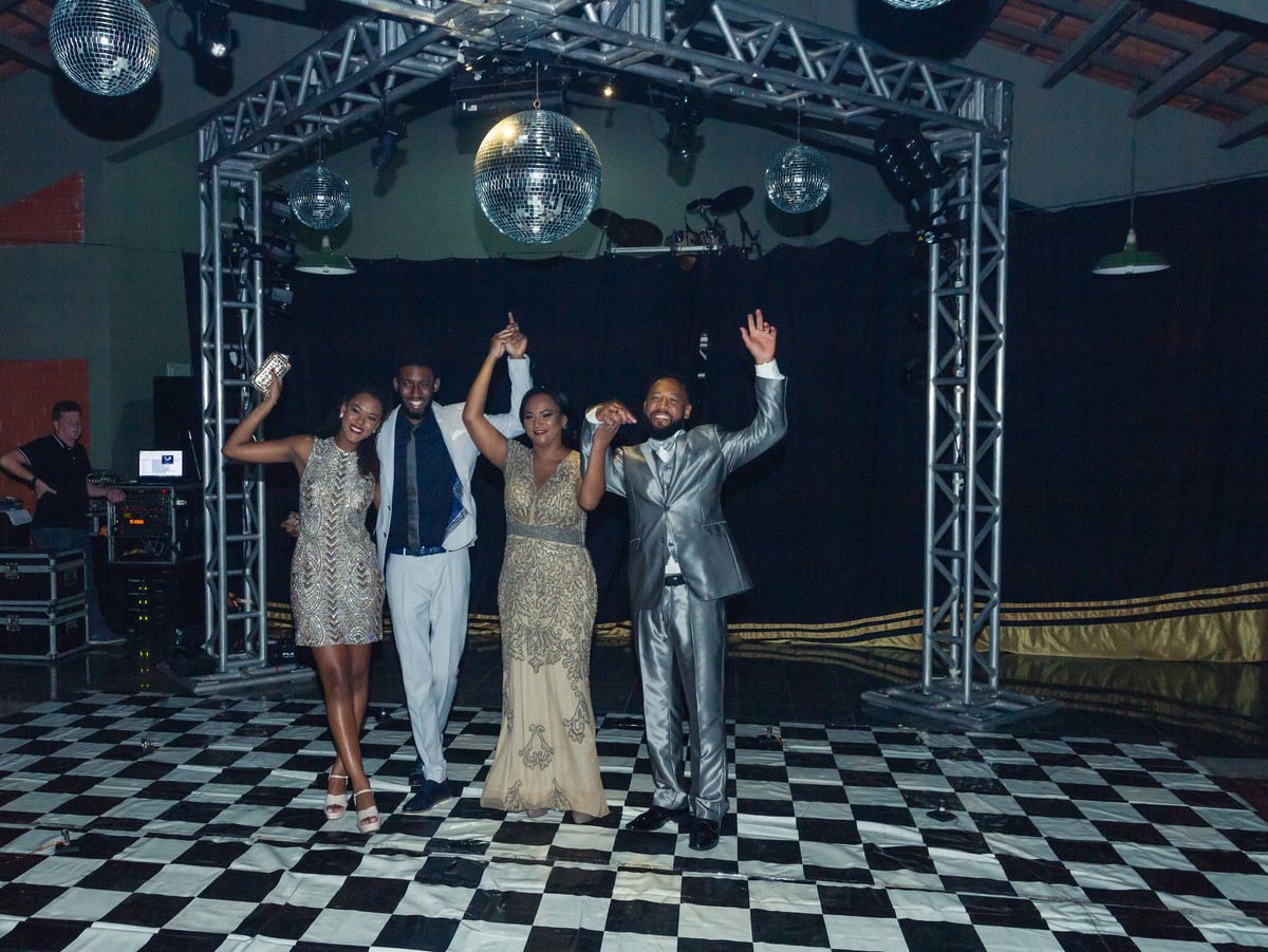 Feliz família Bodas de Prata pelo fotógrafo Douglas Maia