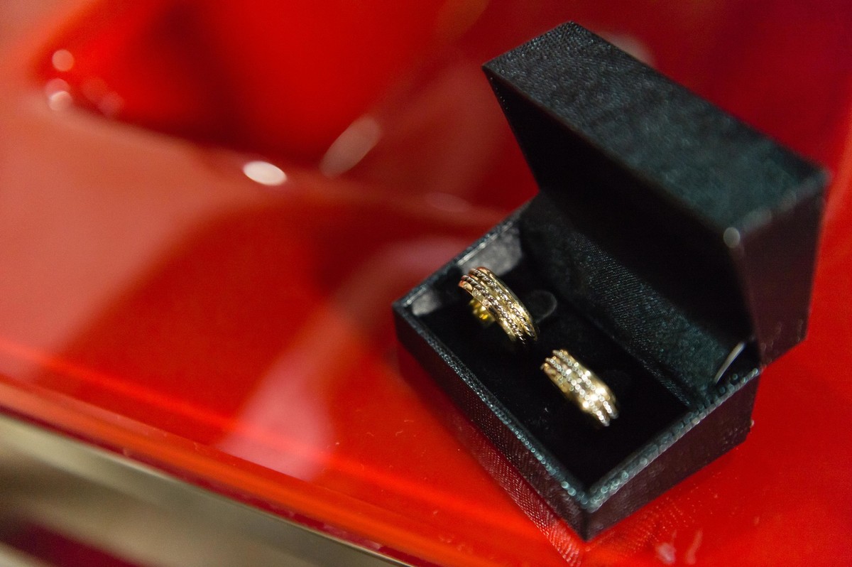 Alianças Cláudia e Jefferson Bodas de Prata pelo fotógrafo Douglas Maia