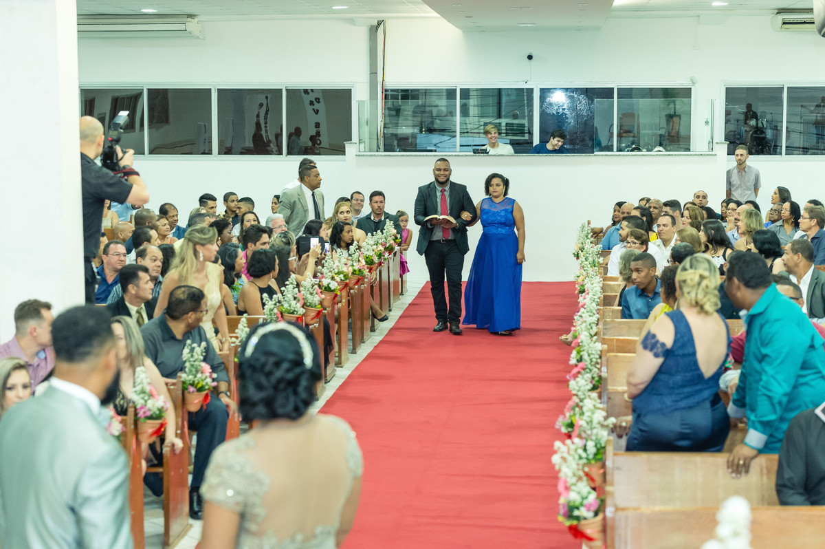 Entrada das alianças Bodas de Prata pelo fotógrafo Douglas Maia