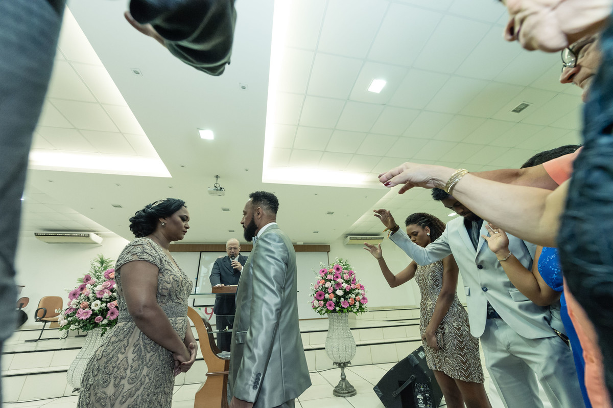 Casal é abençoado pela família Bodas de Prata pelo fotógrafo Douglas Maia