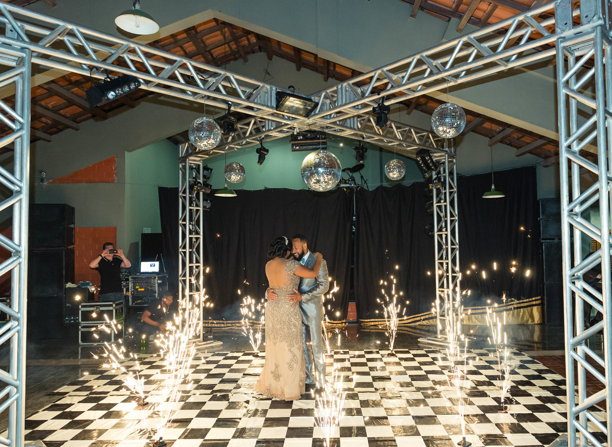 Bodas de Prata Cláudia e Jefferson pelo fotógrafo Douglas Maia