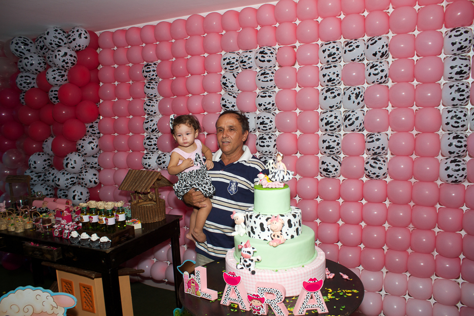 Lara com vovô pelo fotógrafo Douglas Maia