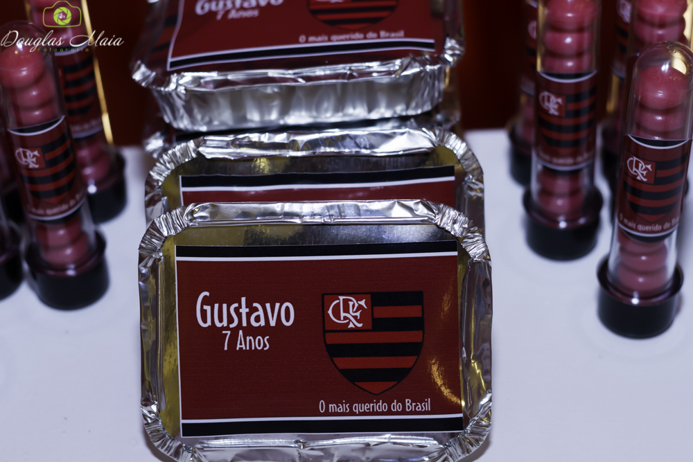Marmita com doces Tema Flamengo pelo fotógrafo Douglas Maia