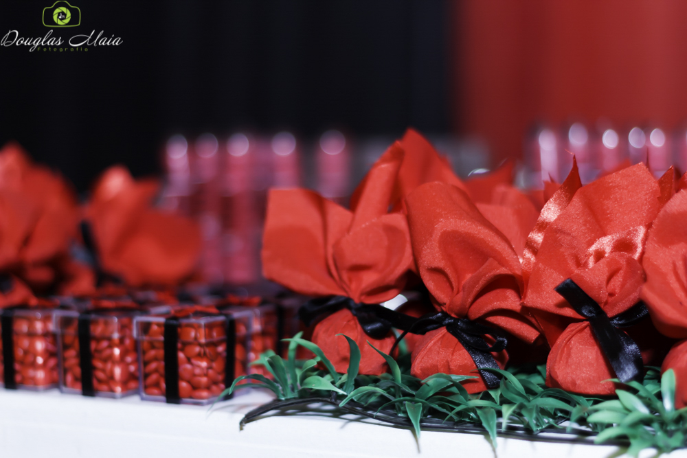 Caixa acrílico e bombons Tema Flamengo pelo fotógrafo Douglas Maia