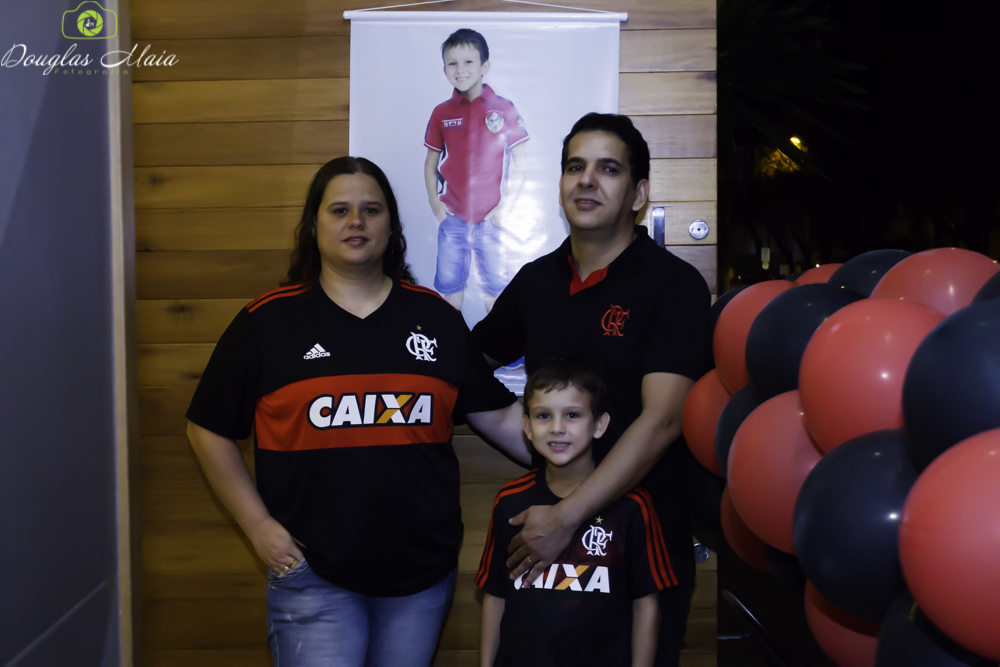 Gustavo e seus pais pelo fotógrafo Douglas Maia