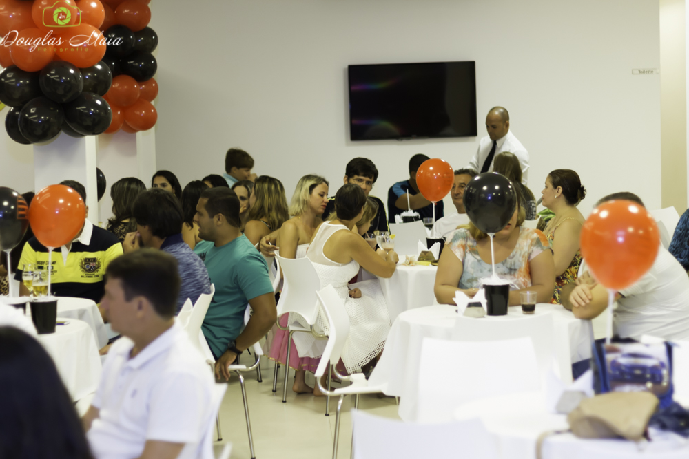 Convidados na festa pelo fotógrafo Douglas Maia