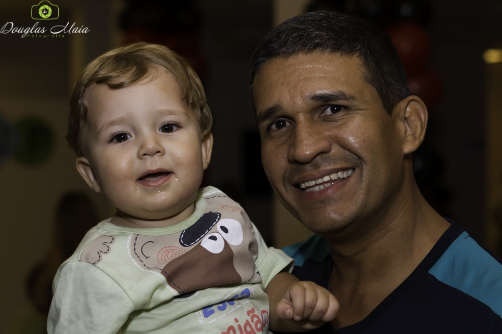 Lindo menininho pelo fotógrafo Douglas Maia