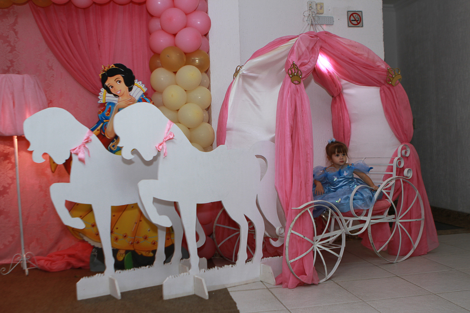 Princesa Ana Beatriz em sua carruagem pelo fotógrafo Douglas Maia