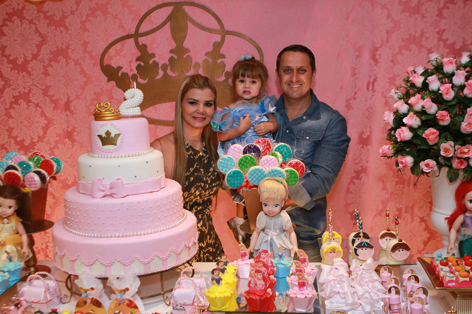 Ana Beatriz e sua bela família pelo fotógrafo Douglas Maia