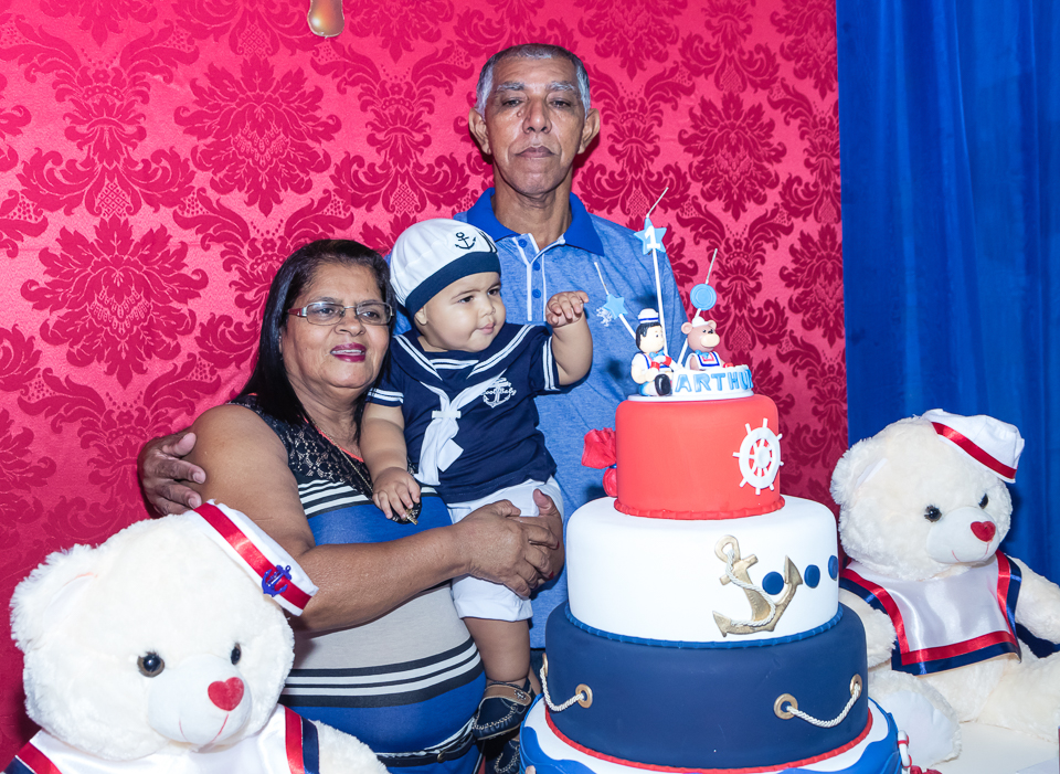 Arthur, vovô e vovó pelo fotógrafo Douglas Maia