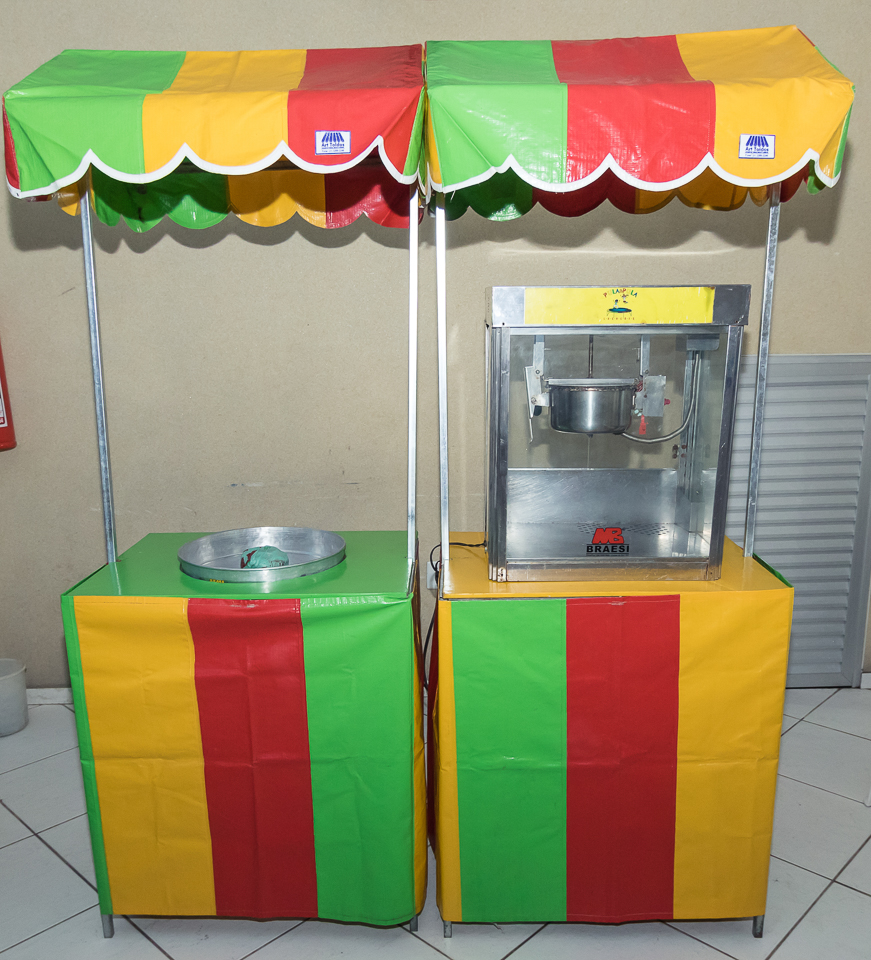 Carrinho de pipoca e algodão doce pelo fotógrafo Douglas Maia