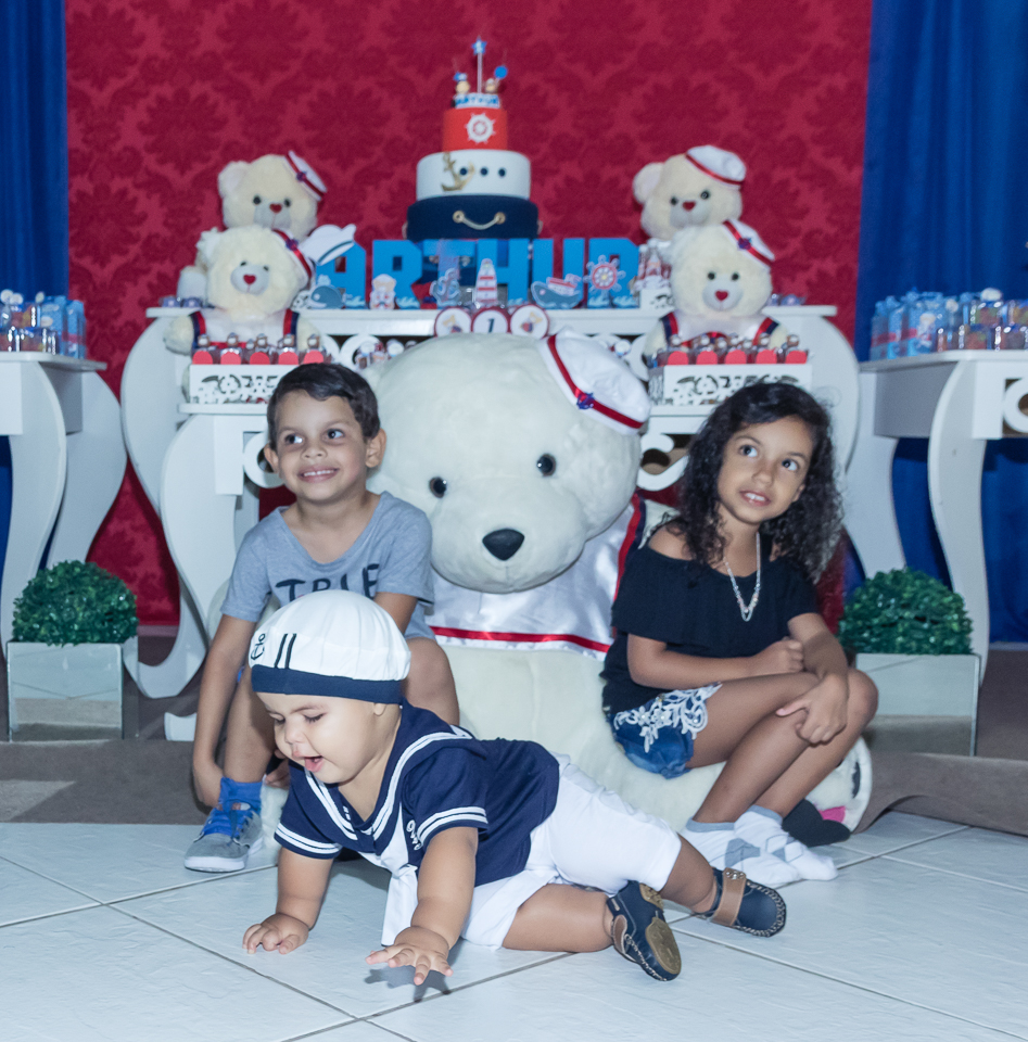 Arthur com os primos pelo fotógrafo Douglas Maia