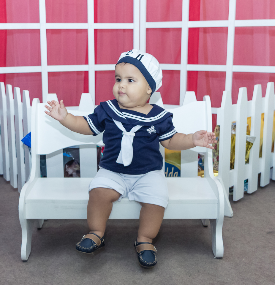 Arthur vestido de marinheiro pelo fotógrafo Douglas Maia