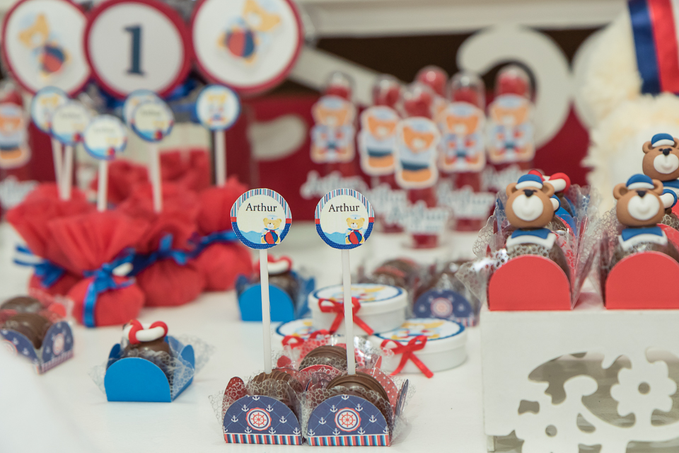 Doces no palito Tema Marinheiro pelo fotógrafo Douglas Maia