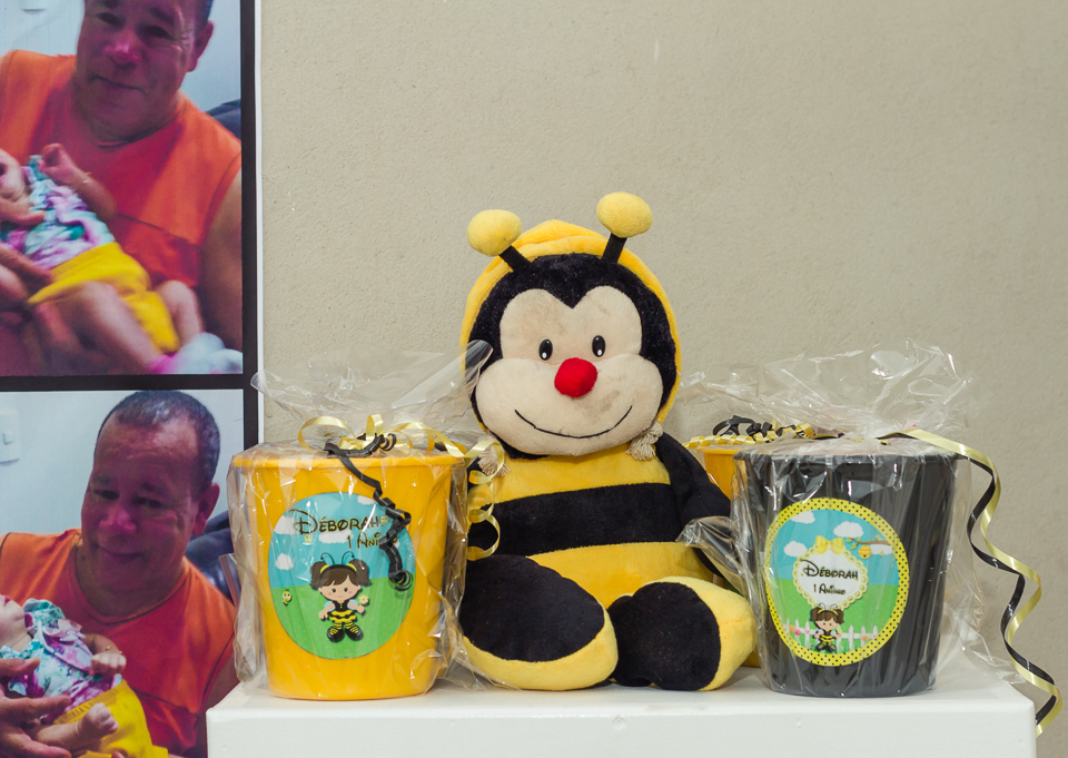 Lembrancinhas Tema Abelhinha pelo fotógrafo Douglas Maia