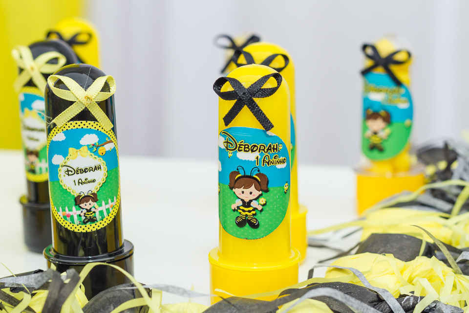 Scrapbook tubete personalizado Tema Abelhinha pelo fotógrafo Douglas Maia