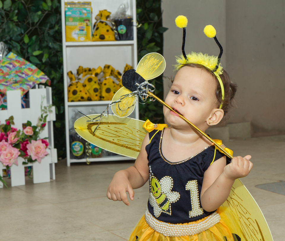 Deborah 1 aninho pelo fotógrafo Douglas Maia