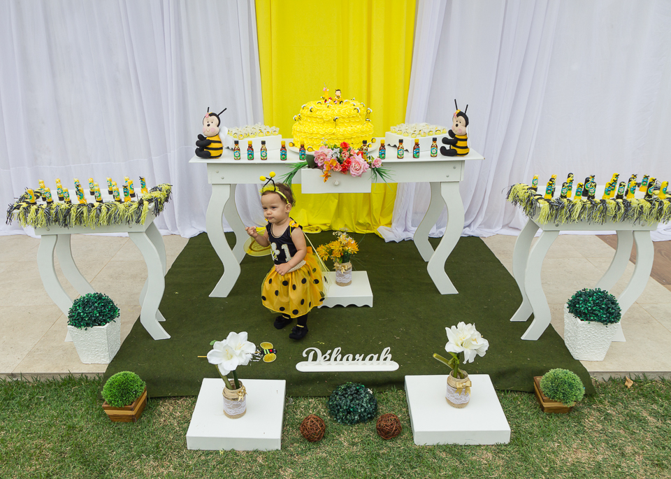 Abelhinha Deborah pelo fotógrafo Douglas Maia