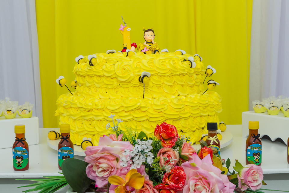 Bolo abelhinha pelo fotógrafo Douglas Maia