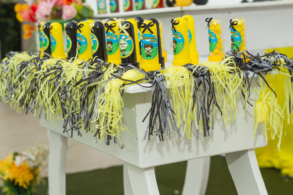 Scrapbook tubete preto e amarelo Tema Abelhinha pelo fotógrafo Douglas Maia