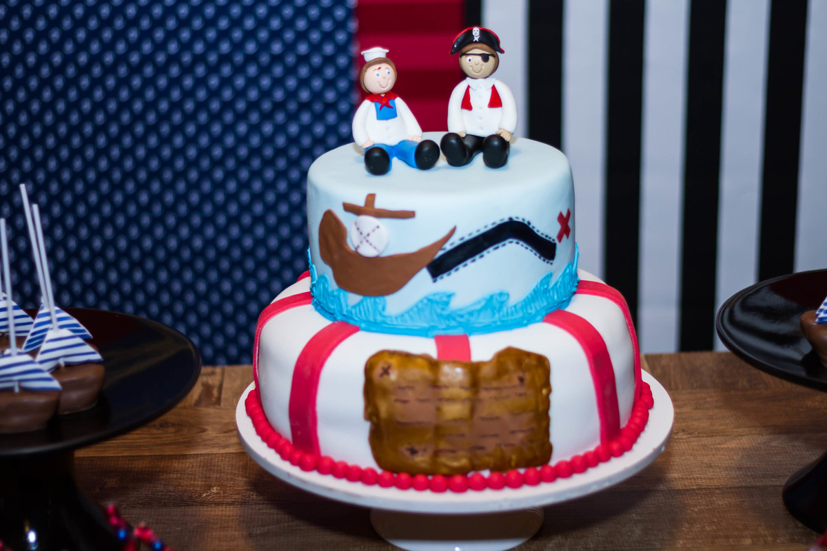 Bolo personalizado Tema Pirata e Marinheiro pelo fotógrafo Douglas Maia