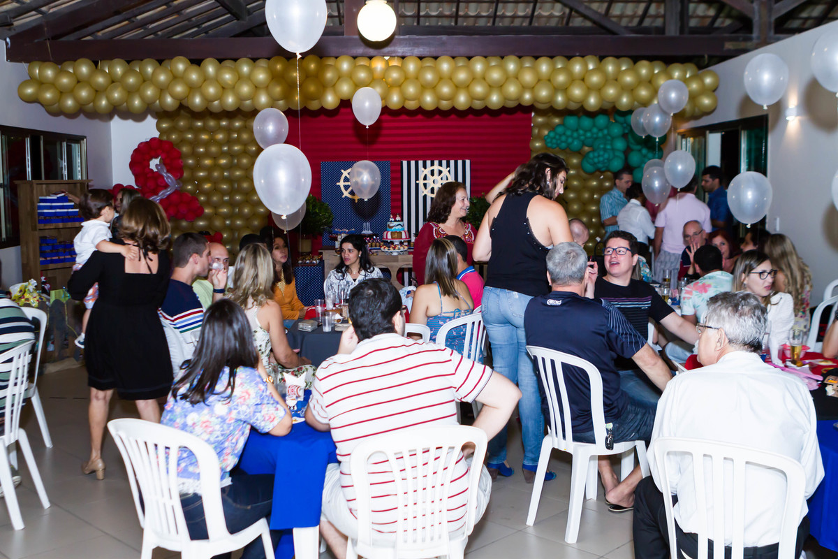 Convidados alegres pelo fotógrafo Douglas Maia