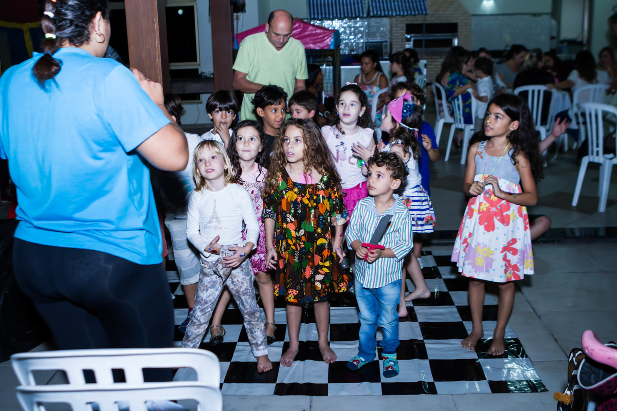 Hora da brincadeira pelo fotógrafo Douglas Maia