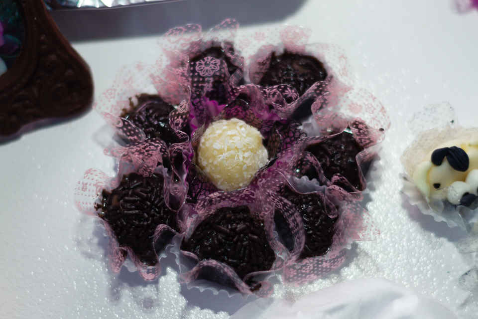 Flor de docinhos Tema Fazendinha pelo fotógrafo Douglas Maia