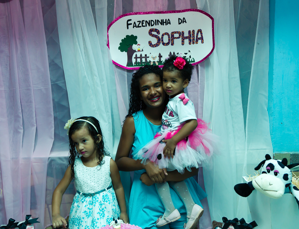 Mãe, Sophia e prima querida pelo fotógrafo Douglas Maia