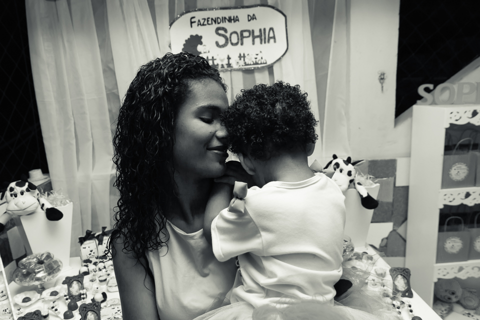 Linda foto mãe e filha pelo fotógrafo Douglas Maia