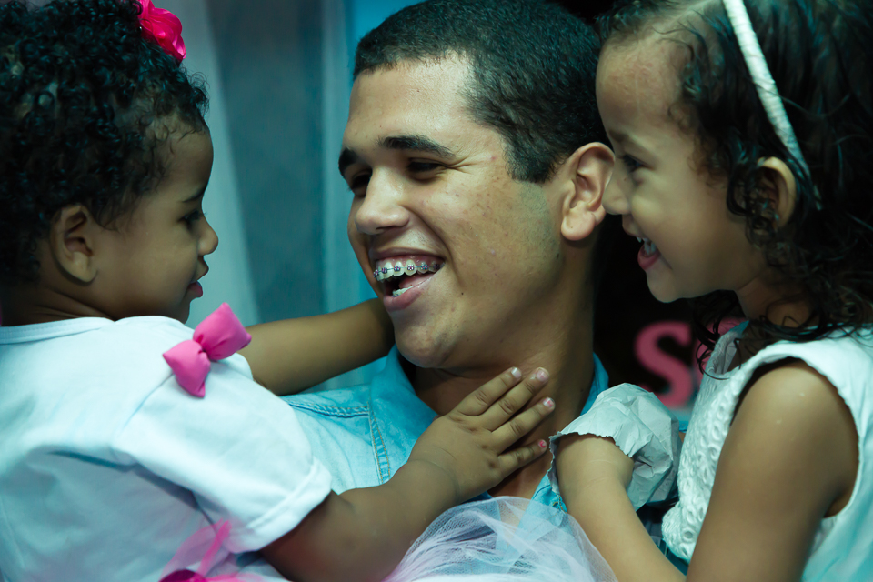 Sorriso pelo fotógrafo Douglas Maia