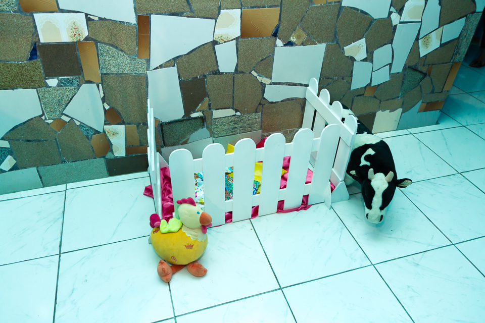 Decoração com cercadinho Tema Fazendinha pelo fotógrafo Douglas Maia