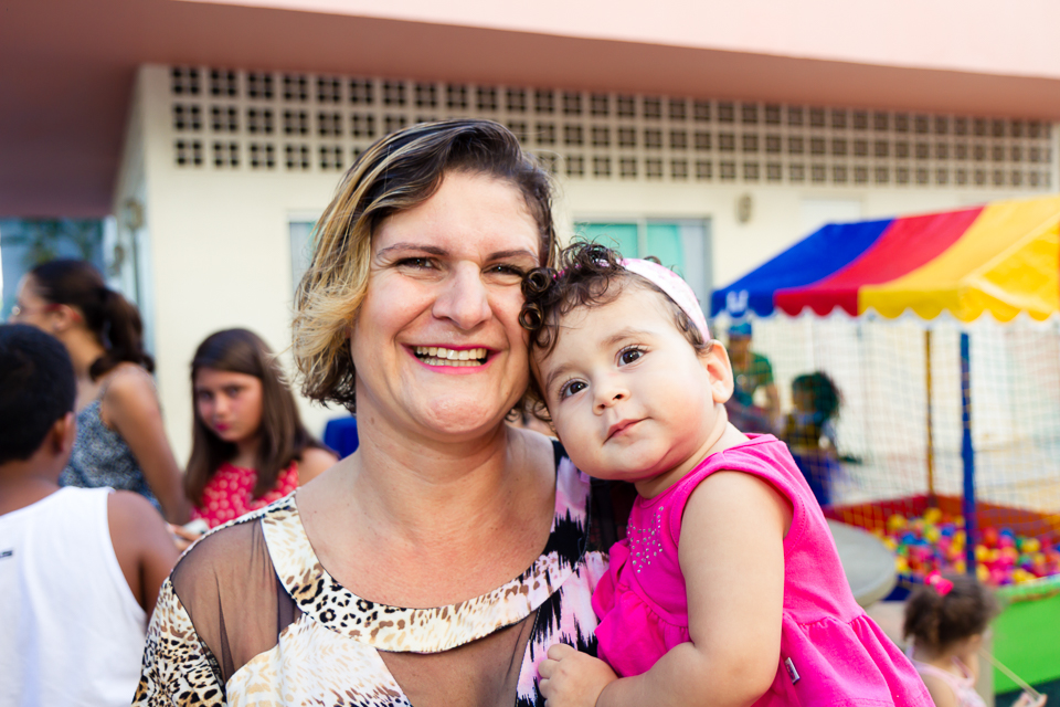 Menina fofinha pelo fotógrafo Douglas Maia