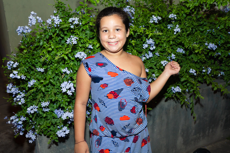 Sorriso da Duda pelo fotógrafo Douglas Maia