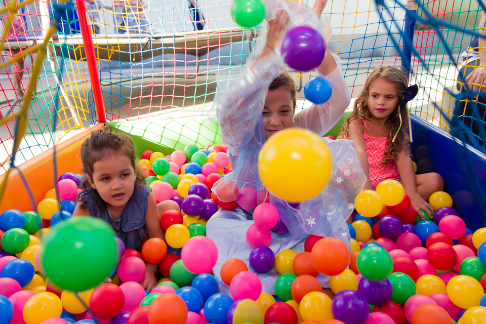 Bolinhas no ar pelo fotógrafo Douglas Maia