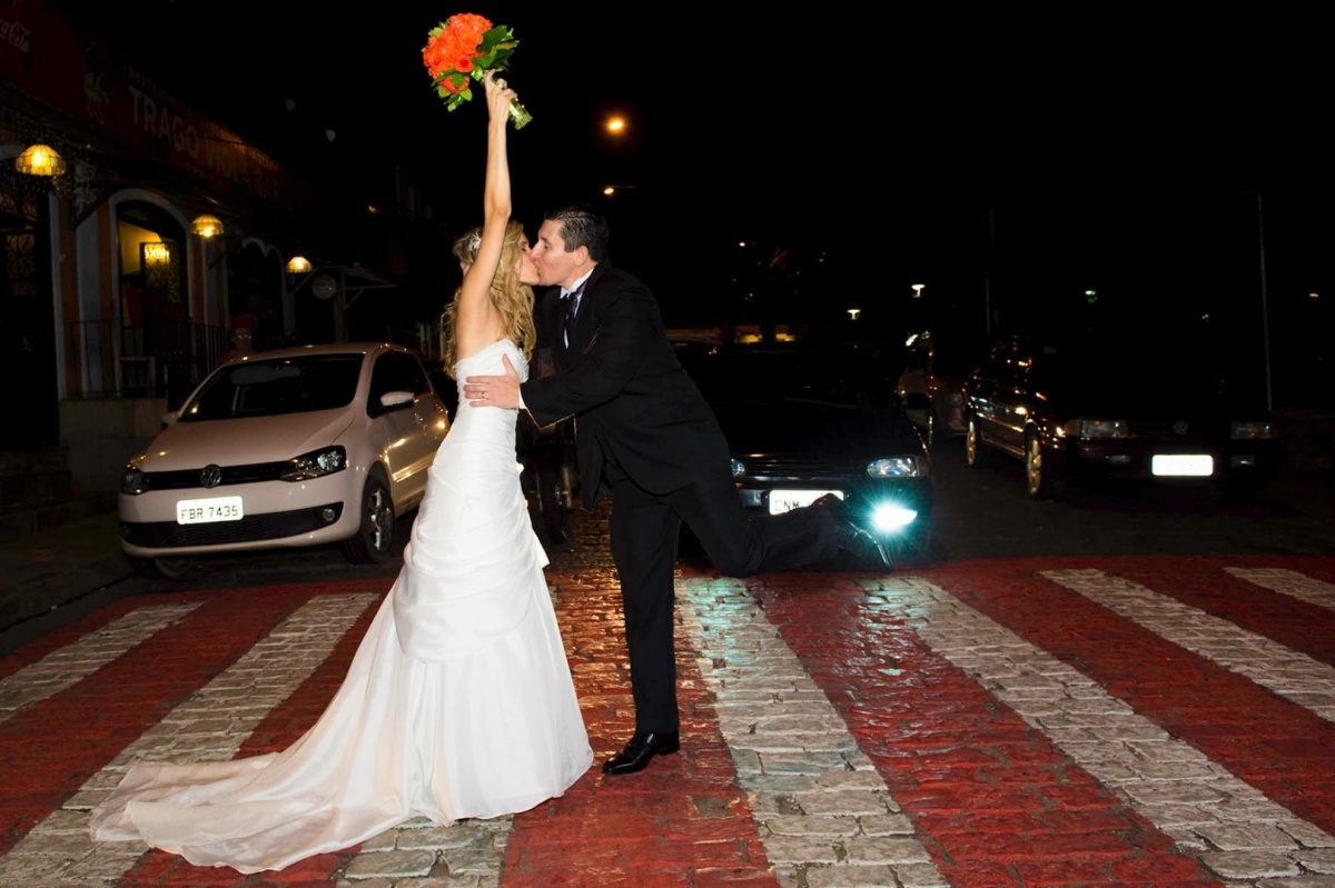Fotografo casamento embú das artes, igreja nossa senhora do rosário em embú das artes, choperia bem brasil, fotografo de casamento