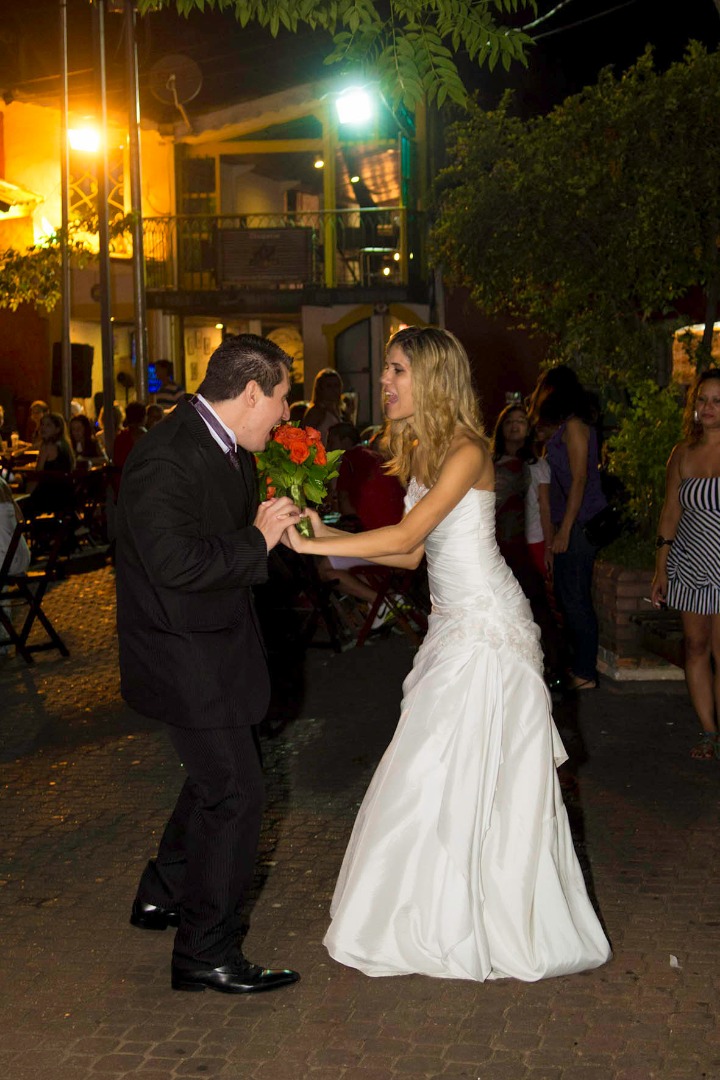 Fotografo casamento embú das artes, igreja nossa senhora do rosário em embú das artes, choperia bem brasil, fotografo de casamento