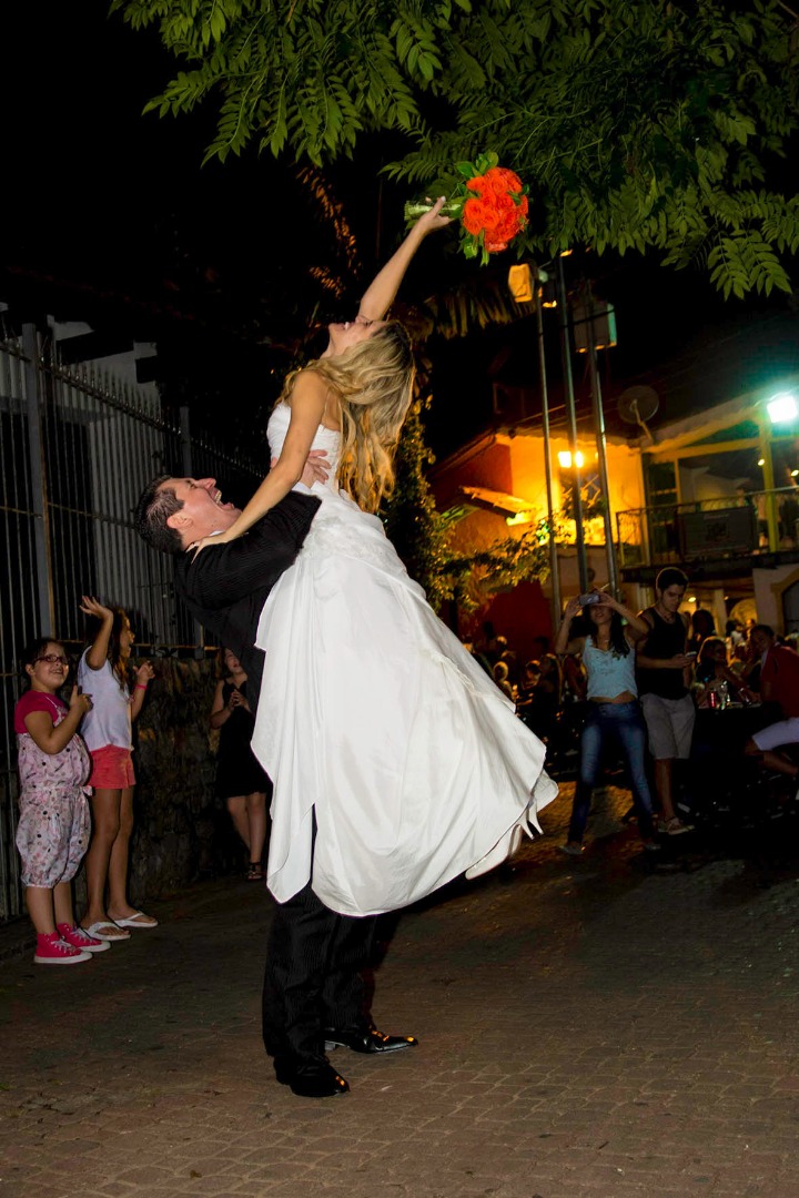 Fotografo casamento embú das artes, igreja nossa senhora do rosário em embú das artes, choperia bem brasil, fotografo de casamento